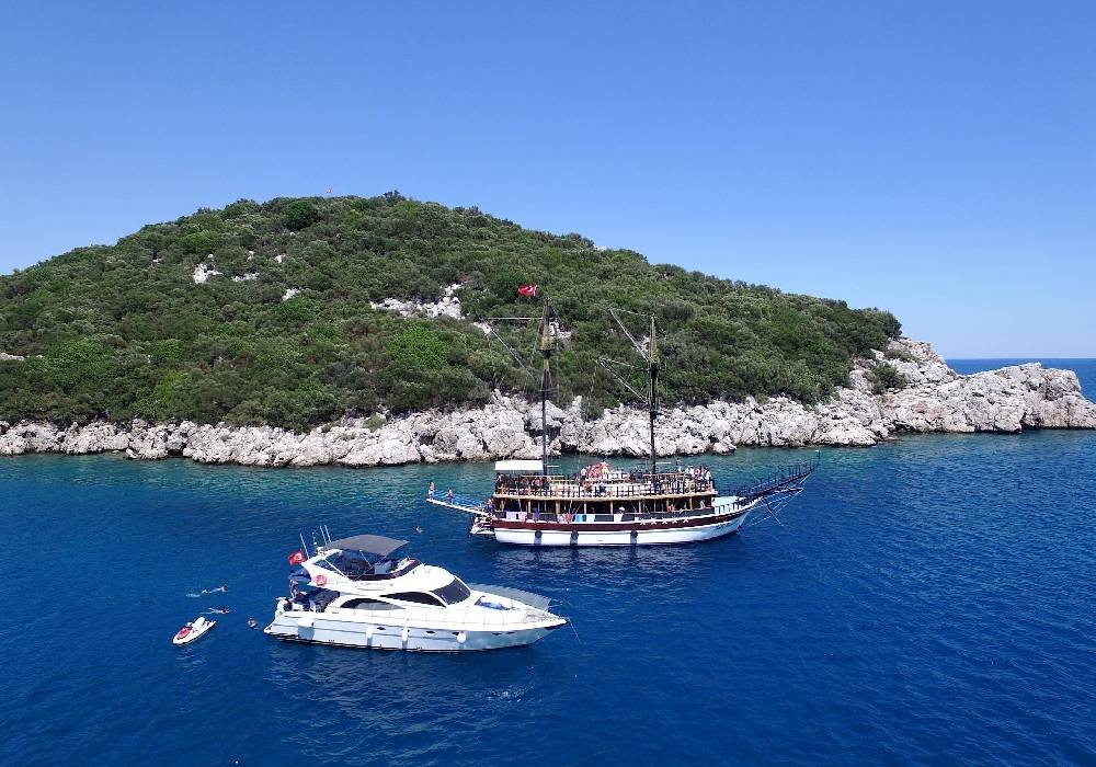 Akdeniz’in En Özel Adası: Sıçan Adası